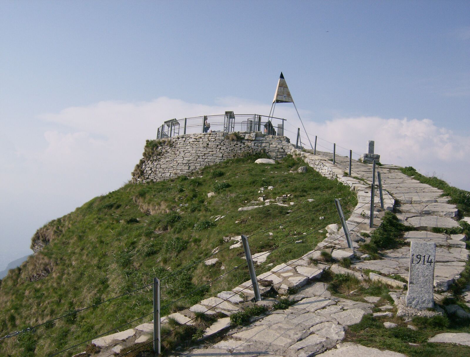 Fiore di Pietra – Vetta del Monte Generoso
